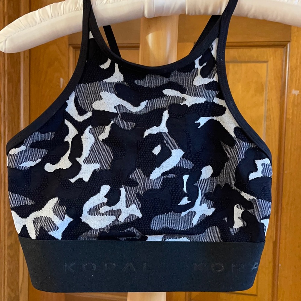 Koral Camo Jacquard Sports Bra Medium